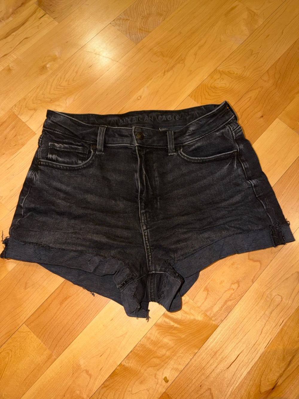 American Eagle size 4 black jean shorts